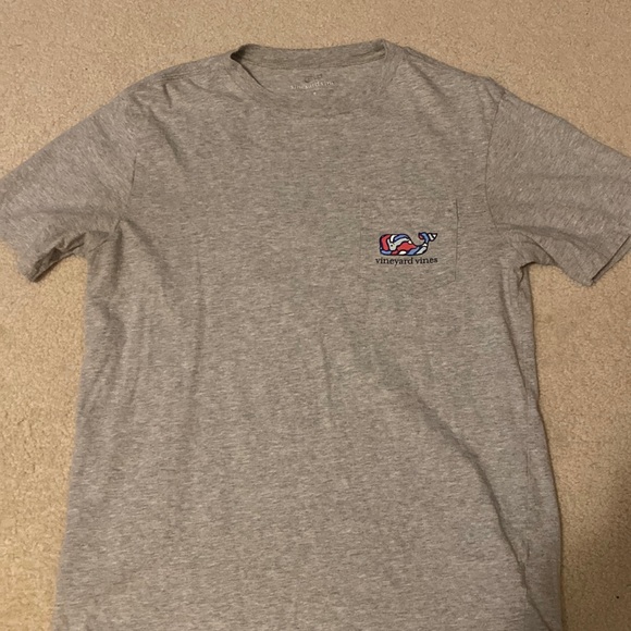 Vineyard Vines Small T-Shirt - Picture 1 of 3